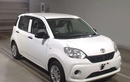 Toyota Passo III, 2017 год, 950 000 рублей, 3 фотография