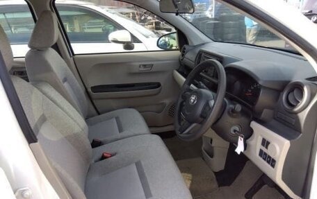 Toyota Passo III, 2017 год, 950 000 рублей, 9 фотография