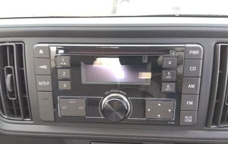 Toyota Passo III, 2017 год, 950 000 рублей, 13 фотография