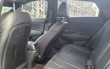 Hyundai Elantra, 2022 год, 1 288 000 рублей, 10 фотография