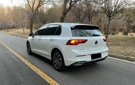 Volkswagen Golf VIII, 2021 год, 1 850 000 рублей, 6 фотография