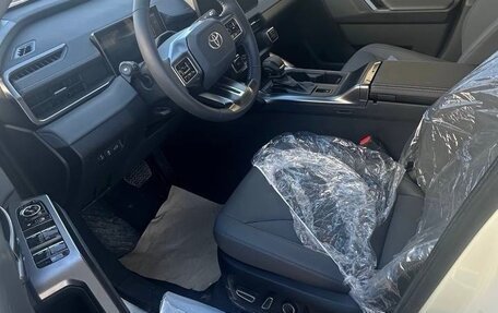 Toyota RAV4, 2026 год, 4 350 000 рублей, 4 фотография