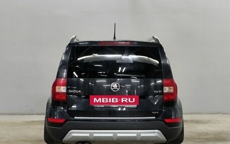 Skoda Yeti I рестайлинг, 2015 год, 1 298 000 рублей, 6 фотография