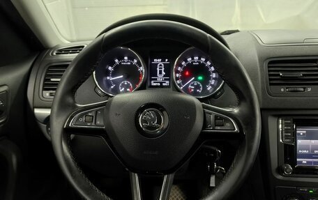 Skoda Yeti I рестайлинг, 2015 год, 1 298 000 рублей, 12 фотография