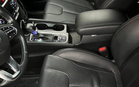 Hyundai Santa Fe IV, 2019 год, 3 300 000 рублей, 8 фотография