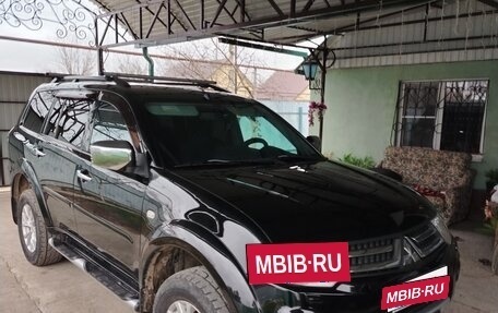 Mitsubishi Pajero Sport II рестайлинг, 2015 год, 2 295 000 рублей, 3 фотография