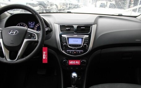 Hyundai Solaris II рестайлинг, 2012 год, 655 000 рублей, 15 фотография