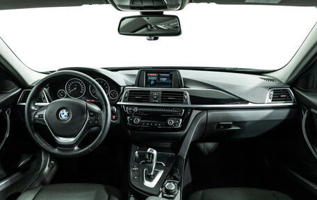 BMW 3 серия, 2016 год, 1 969 700 рублей, 13 фотография