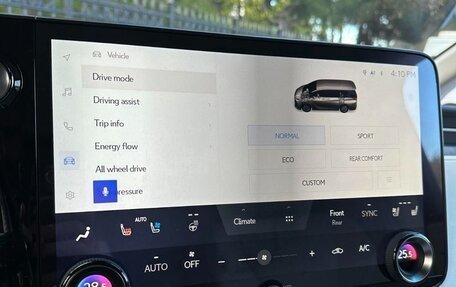 Lexus LM, 2025 год, 21 990 000 рублей, 21 фотография