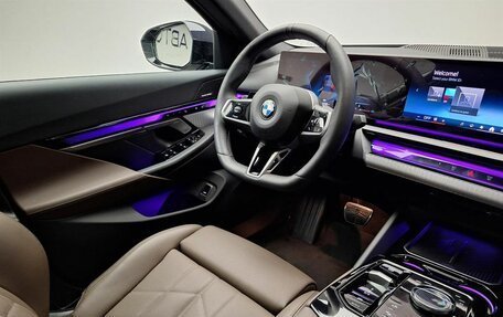 BMW 5 серия, 2025 год, 10 250 000 рублей, 8 фотография
