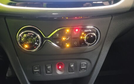 Renault Sandero II рестайлинг, 2021 год, 1 250 000 рублей, 15 фотография