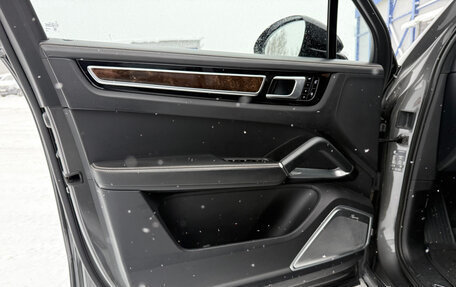 Porsche Cayenne III, 2019 год, 10 370 000 рублей, 13 фотография
