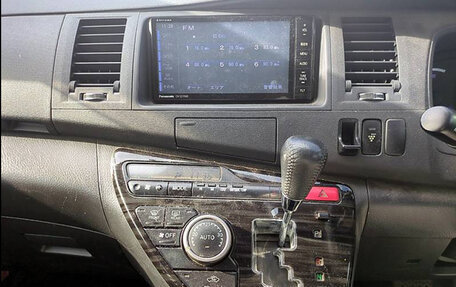 Toyota ISis I, 2013 год, 1 200 000 рублей, 10 фотография