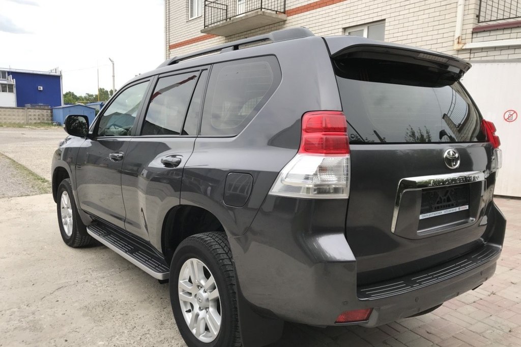 Toyota Land Cruiser Prado 150, 2012 год, 900 000 рублей, 11 фотография