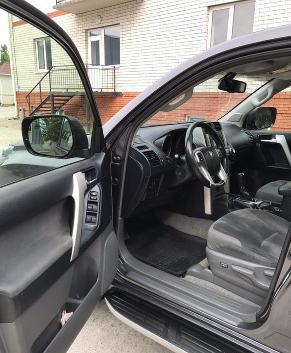 Toyota Land Cruiser Prado 150, 2012 год, 900 000 рублей, 6 фотография