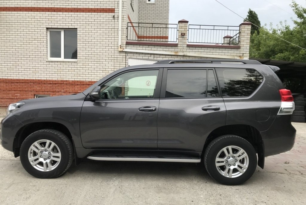Toyota Land Cruiser Prado 150, 2012 год, 900 000 рублей, 8 фотография