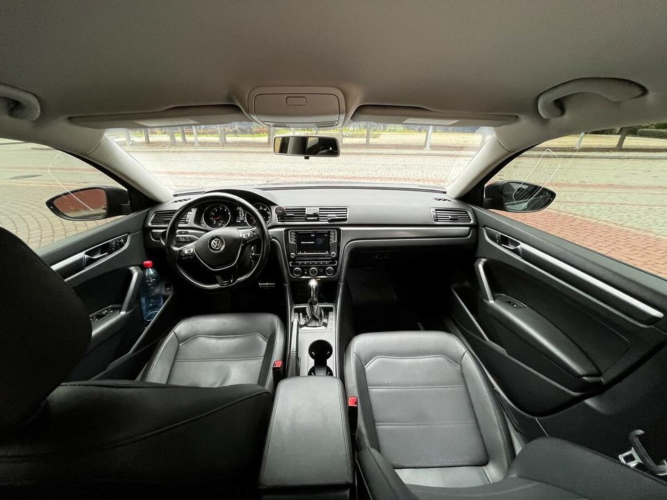 Volkswagen Passat B8, 2019 год, 500 000 рублей, 10 фотография