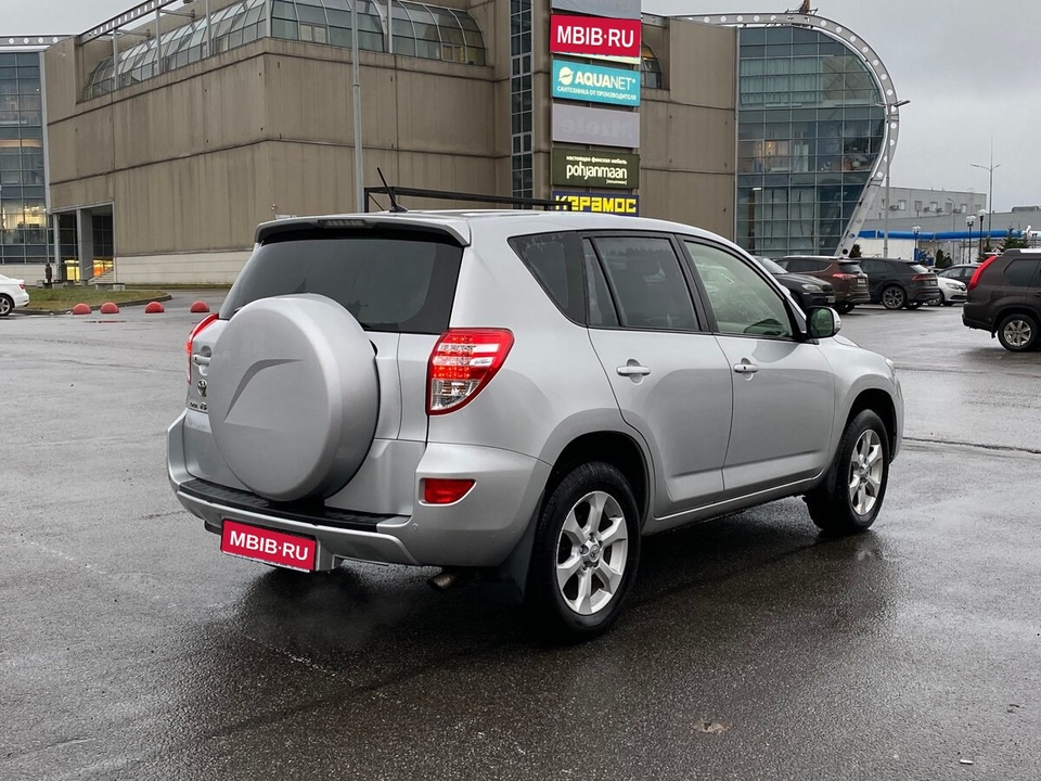 Toyota RAV4 CA30 рестайлинг, 2011 год, 250 000 рублей, 8 фотография