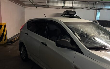 Hyundai Solaris II рестайлинг, 2012 год, 850 000 рублей, 5 фотография