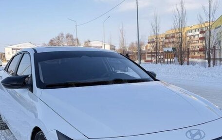 Hyundai Elantra, 2023 год, 1 700 000 рублей, 3 фотография