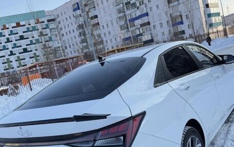 Hyundai Elantra, 2023 год, 1 700 000 рублей, 6 фотография