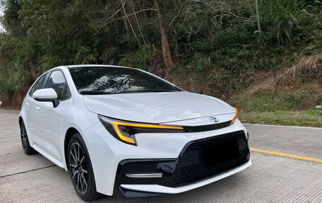 Toyota Corolla, 2023 год, 1 890 000 рублей, 3 фотография