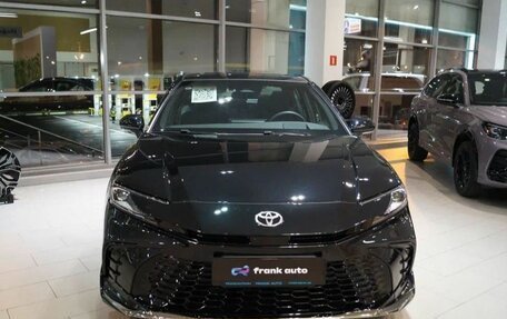 Toyota Camry, 2025 год, 5 500 000 рублей, 3 фотография