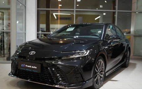 Toyota Camry, 2025 год, 5 500 000 рублей, 4 фотография