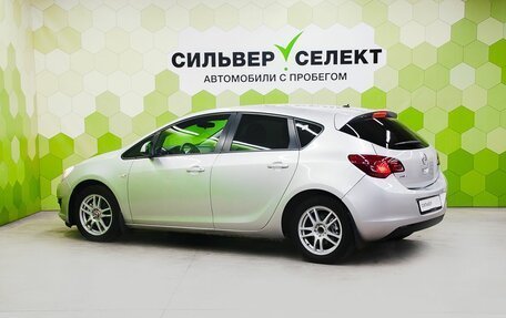 Opel Astra J, 2012 год, 600 000 рублей, 6 фотография