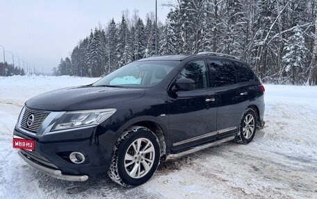Nissan Pathfinder, 2015 год, 1 350 000 рублей, 1 фотография