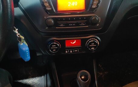 KIA Rio III рестайлинг, 2012 год, 900 000 рублей, 9 фотография