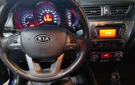KIA Rio III рестайлинг, 2012 год, 900 000 рублей, 10 фотография