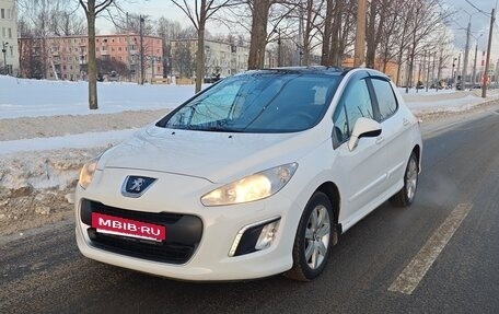 Peugeot 308 II, 2012 год, 555 000 рублей, 2 фотография