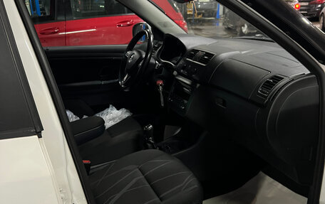 Skoda Fabia II, 2014 год, 540 000 рублей, 2 фотография