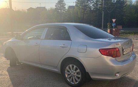 Toyota Corolla, 2010 год, 800 000 рублей, 4 фотография