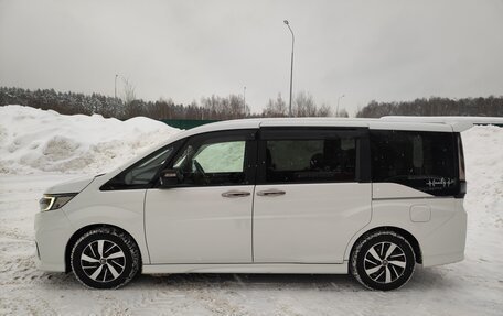 Honda Stepwgn IV, 2020 год, 3 000 000 рублей, 5 фотография