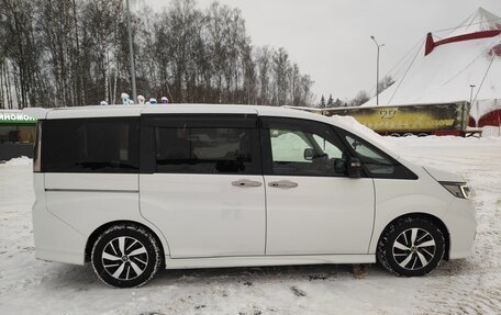 Honda Stepwgn IV, 2020 год, 3 000 000 рублей, 14 фотография