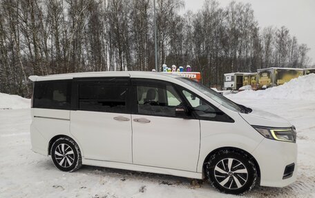 Honda Stepwgn IV, 2020 год, 3 000 000 рублей, 15 фотография