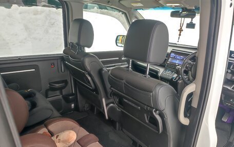 Honda Stepwgn IV, 2020 год, 3 000 000 рублей, 23 фотография