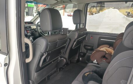 Honda Stepwgn IV, 2020 год, 3 000 000 рублей, 24 фотография