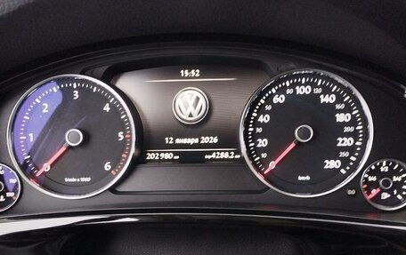 Volkswagen Touareg III, 2018 год, 3 770 000 рублей, 4 фотография