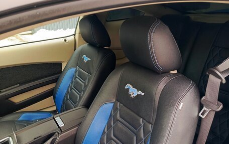 Ford Mustang VI рестайлинг, 2009 год, 2 455 000 рублей, 8 фотография