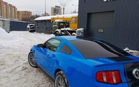 Ford Mustang VI рестайлинг, 2009 год, 2 455 000 рублей, 5 фотография