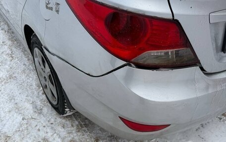 Hyundai Solaris II рестайлинг, 2011 год, 420 000 рублей, 5 фотография