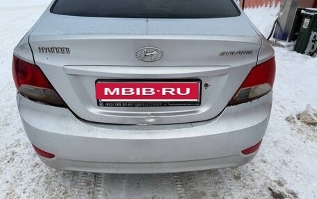 Hyundai Solaris II рестайлинг, 2011 год, 420 000 рублей, 4 фотография