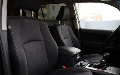 Toyota Land Cruiser Prado 150 рестайлинг 2, 2021 год, 5 099 000 рублей, 9 фотография