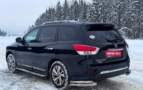 Nissan Pathfinder, 2015 год, 1 350 000 рублей, 2 фотография