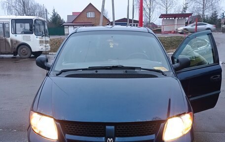 Dodge Caravan IV, 2001 год, 495 000 рублей, 2 фотография