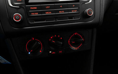 Volkswagen Polo VI (EU Market), 2018 год, 1 090 000 рублей, 1 фотография