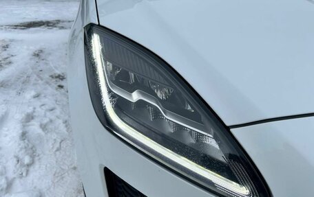 Jaguar E-Pace, 2018 год, 2 372 000 рублей, 4 фотография